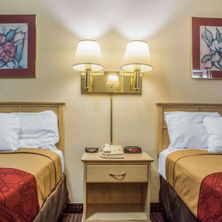 Econo Lodge Dewitt I-90 Extérieur photo