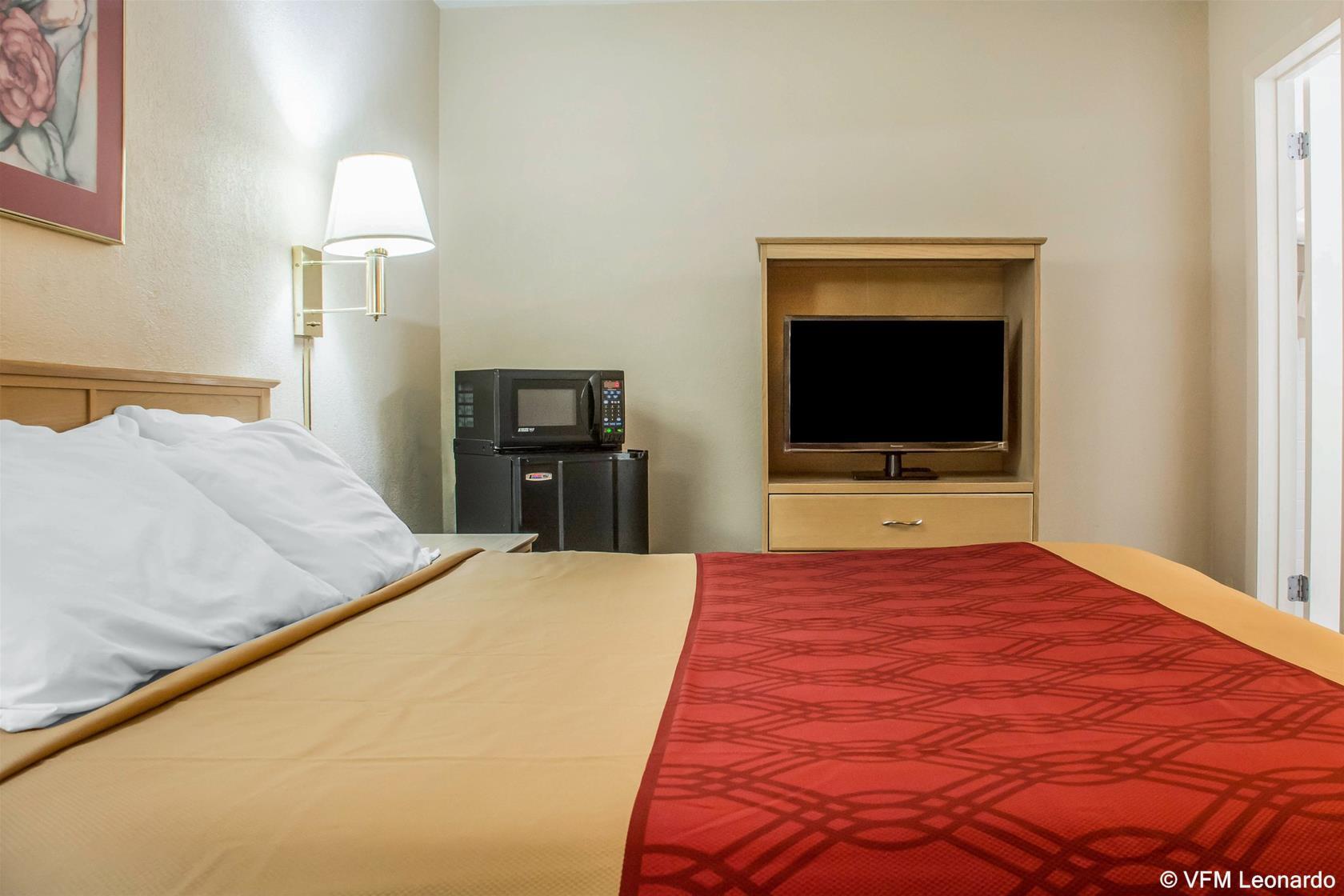 Econo Lodge Dewitt I-90 Extérieur photo