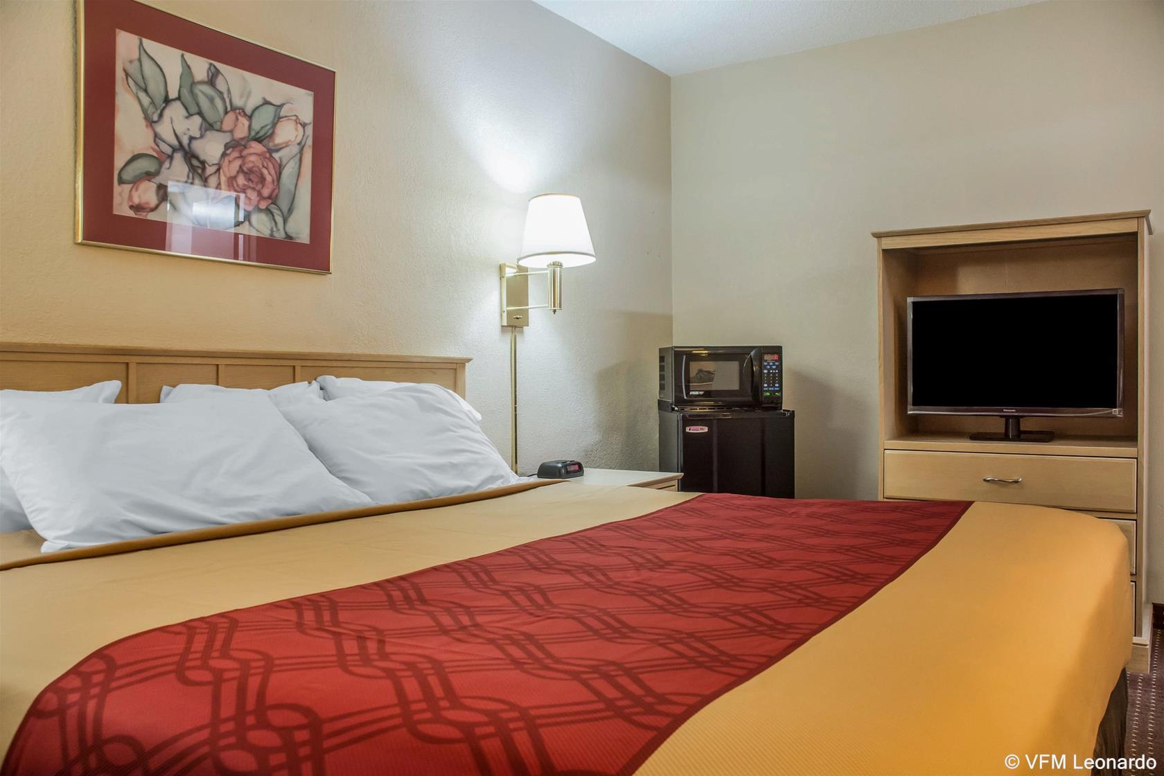 Econo Lodge Dewitt I-90 Extérieur photo