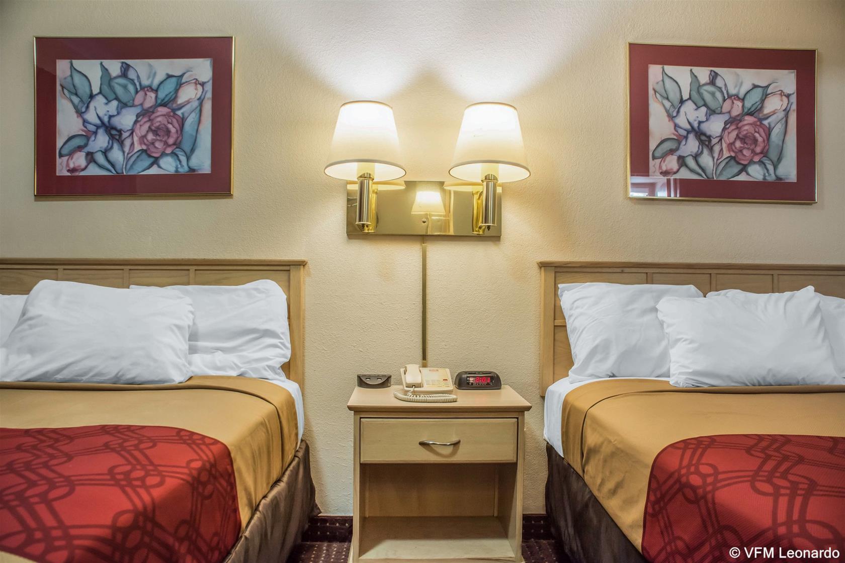 Econo Lodge Dewitt I-90 Extérieur photo
