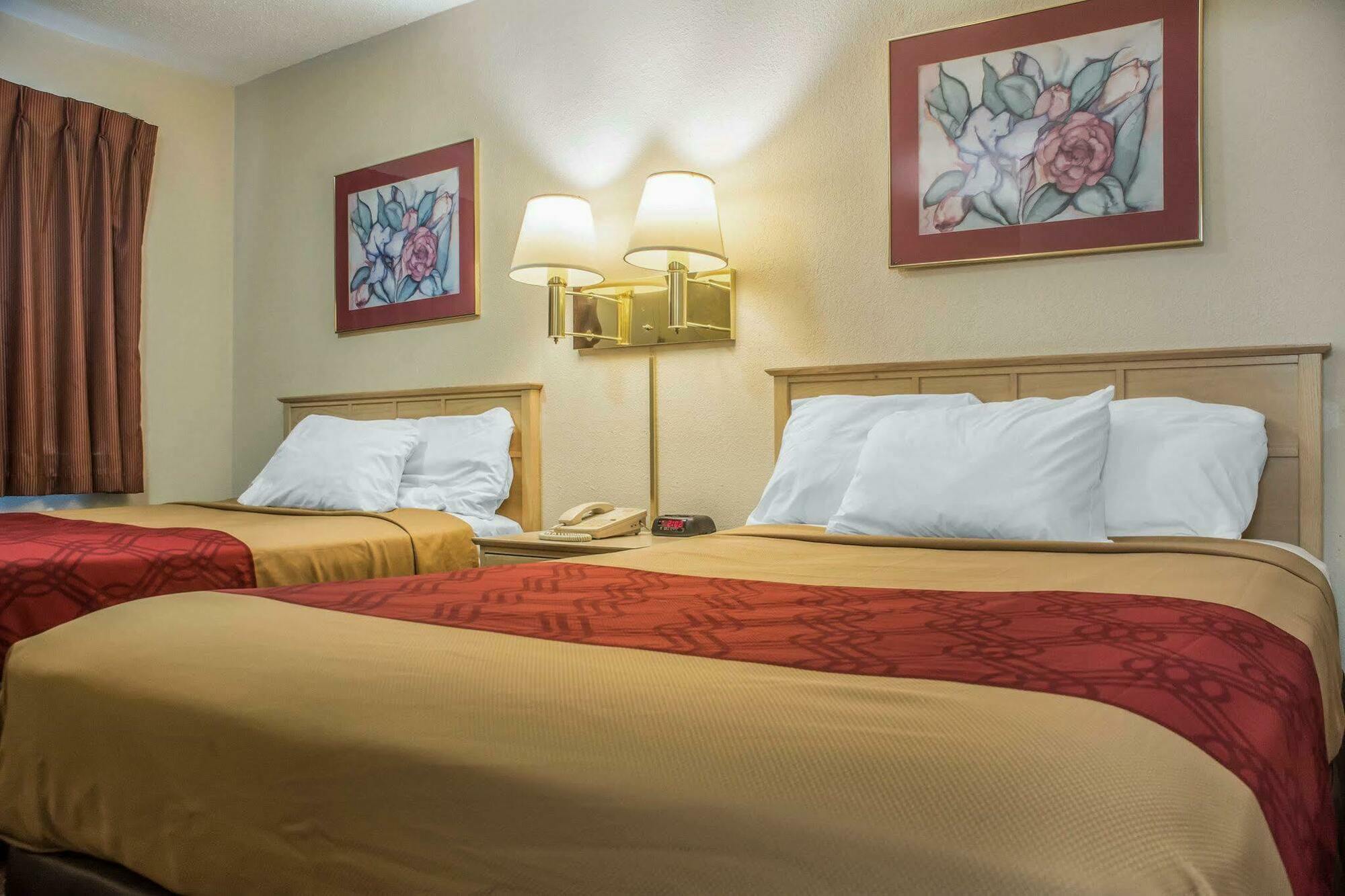 Econo Lodge Dewitt I-90 Extérieur photo